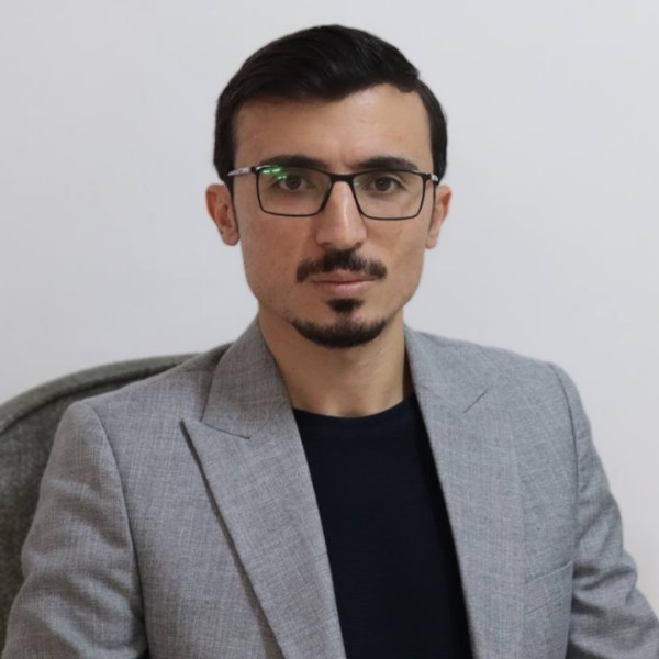 دکتر هادی اسماعیلی